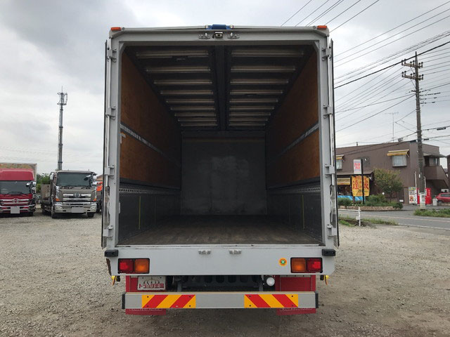 いすゞフォワードアルミウイング中型（4t）[写真09]