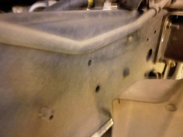 日野レンジャーアルミウイング中型（4t）[写真12]