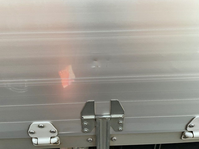 日野レンジャーアルミウイング中型（4t）[写真05]