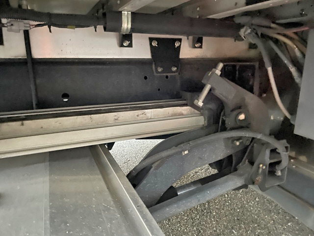 日野レンジャーアルミウイング中型（4t）[写真07]