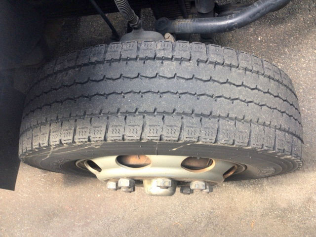 いすゞギガアルミウイング大型（10t）[写真14]