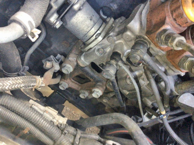 いすゞギガアルミウイング大型（10t）[写真27]