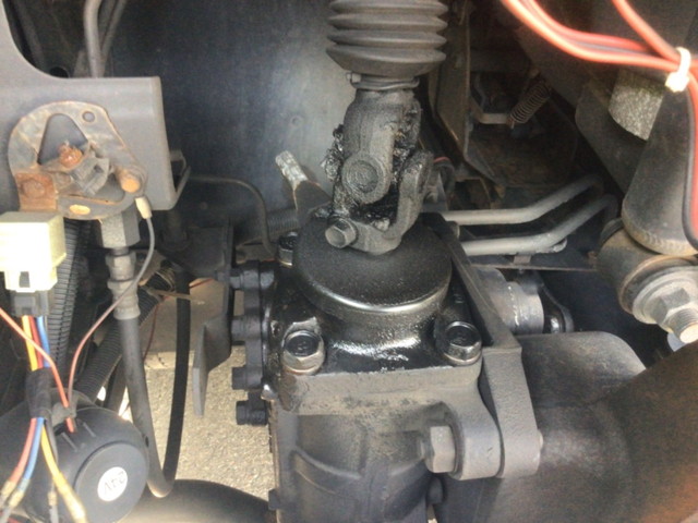 いすゞギガアルミウイング大型（10t）[写真29]