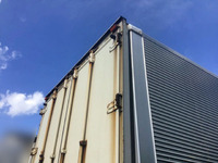 いすゞギガアルミウイング大型（10t）[写真02]