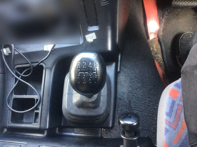 いすゞギガアルミウイング大型（10t）[写真32]