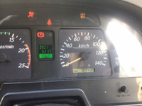 いすゞギガアルミウイング大型（10t）[写真35]