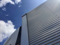 いすゞギガアルミウイング大型（10t）[写真04]