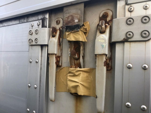 いすゞギガアルミウイング大型（10t）[写真06]