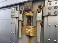 いすゞギガアルミウイング大型（10t）[写真06]