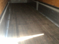 いすゞギガアルミウイング大型（10t）[写真08]