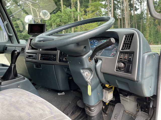 UDトラックスコンドルアルミウイング中型（4t）[写真27]