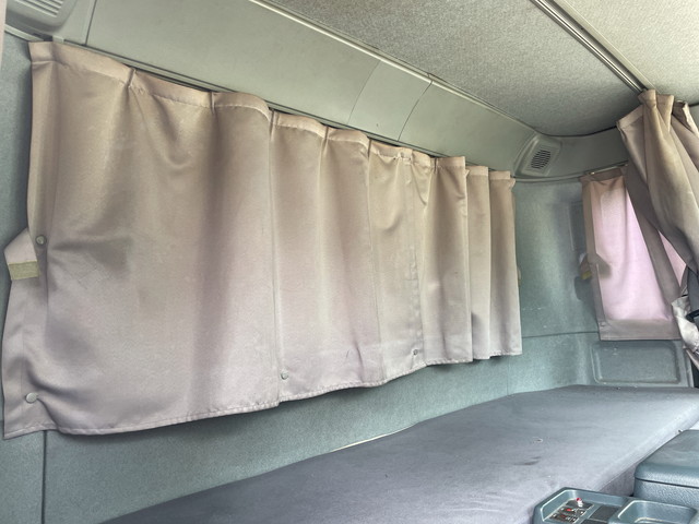 UDトラックスコンドルアルミウイング中型（4t）[写真29]