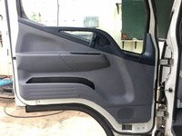 三菱ふそうキャンタークレーン3段小型（2t・3t）[写真30]