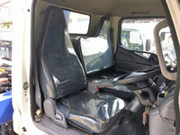 三菱ふそうキャンタークレーン3段小型（2t・3t）[写真32]