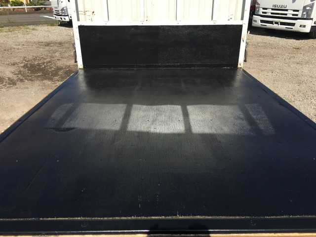 いすゞエルフダブルキャブ（Wキャブ）小型（2t・3t）[写真10]