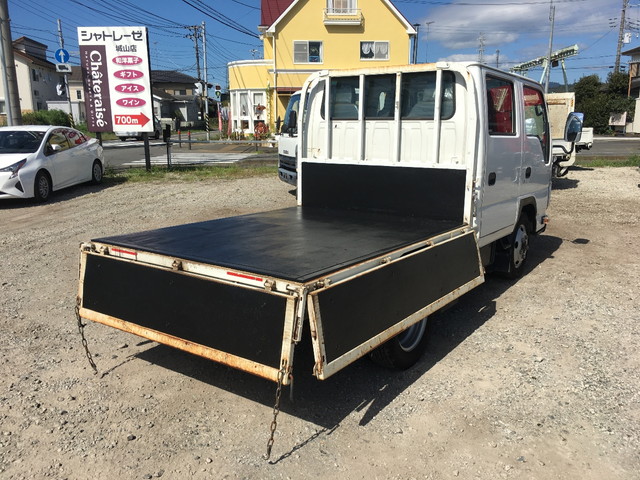 いすゞエルフダブルキャブ（Wキャブ）小型（2t・3t）[写真13]