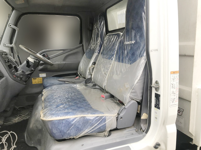 三菱ふそうキャンターダンプ小型（2t・3t）[写真20]