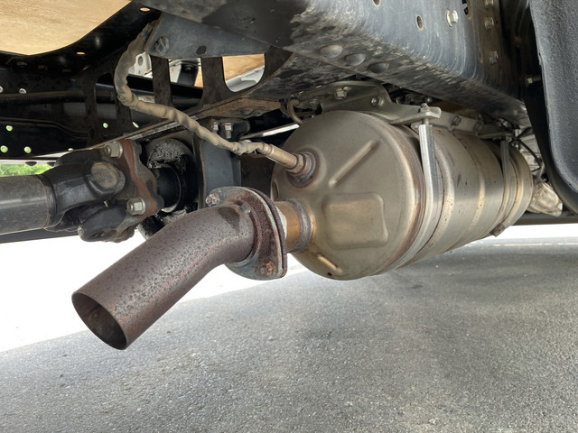 日野デュトロ平ボディ小型（2t・3t）[写真17]