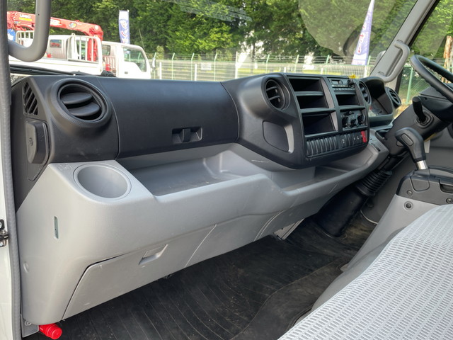 日野デュトロ平ボディ小型（2t・3t）[写真25]