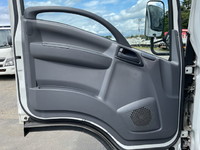 UDトラックスコンドルアルミバン小型（2t・3t）[写真23]