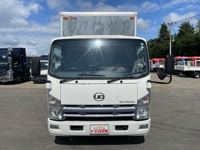 UDトラックスコンドルアルミバン小型（2t・3t）[写真08]