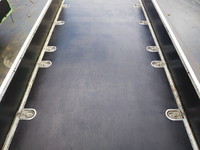 三菱ふそうキャンター平ボディ小型（2t・3t）[写真13]