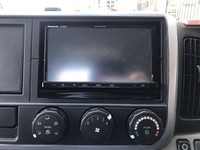 三菱ふそうキャンター平ボディ小型（2t・3t）[写真36]