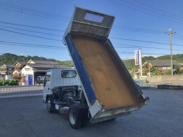 いすゞエルフダンプ小型（2t・3t）[写真10]