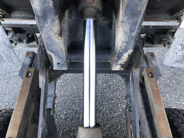 いすゞエルフダンプ小型（2t・3t）[写真16]