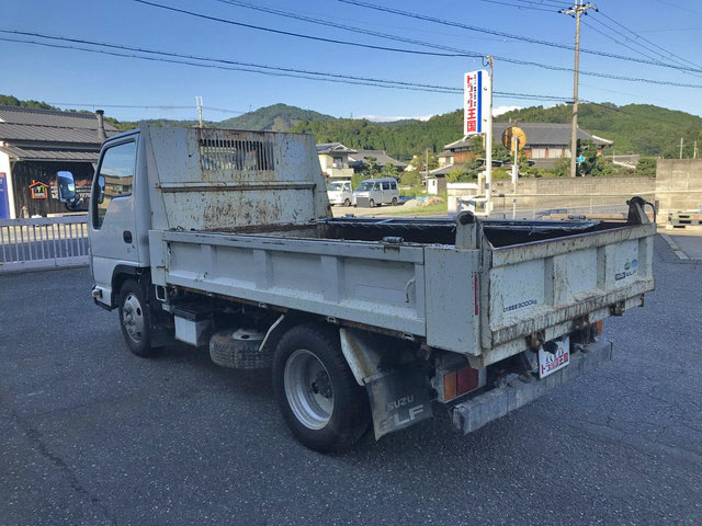 いすゞエルフダンプ小型（2t・3t）[写真04]