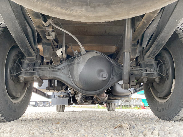 いすゞエルフ平ボディ小型（2t・3t）[写真19]