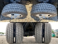 いすゞエルフ平ボディ小型（2t・3t）[写真20]