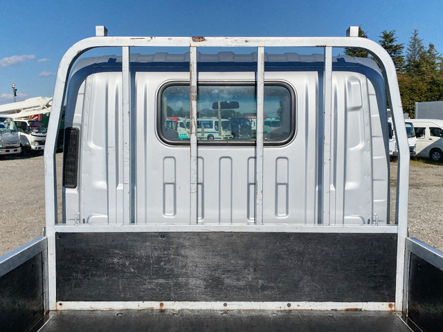 いすゞエルフ平ボディ小型（2t・3t）[写真09]