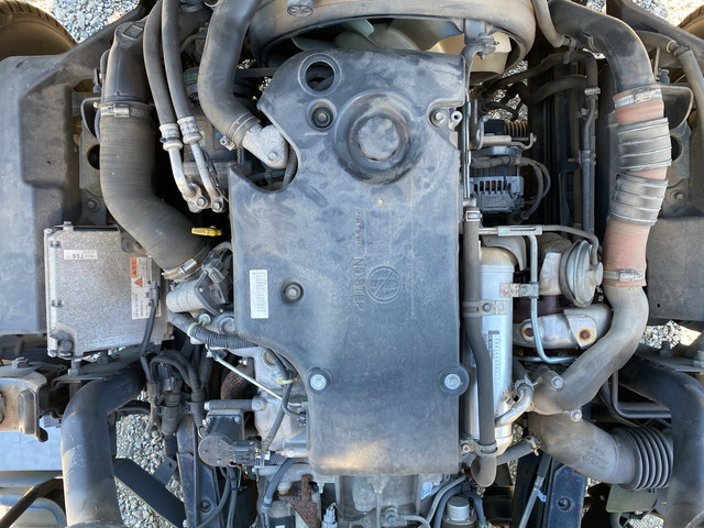 いすゞエルフセルフクレーン4段小型（2t・3t）[写真28]