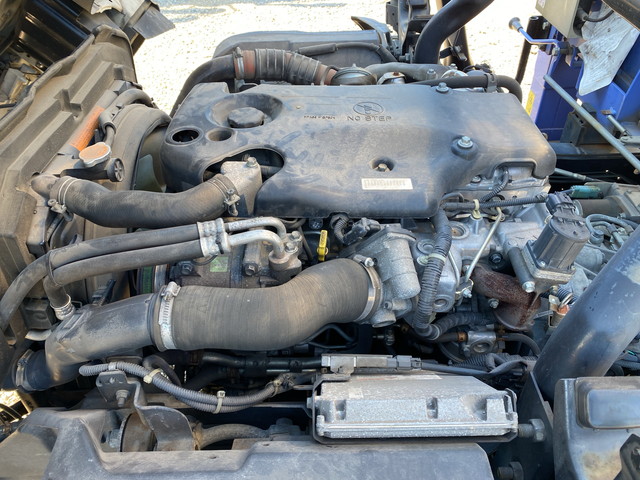 いすゞエルフセルフクレーン4段小型（2t・3t）[写真29]