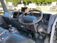 いすゞエルフセルフクレーン4段小型（2t・3t）[写真33]