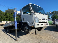 いすゞエルフセルフクレーン4段小型（2t・3t）[写真03]