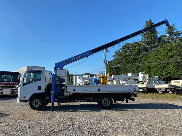 いすゞエルフセルフクレーン4段小型（2t・3t）[写真06]