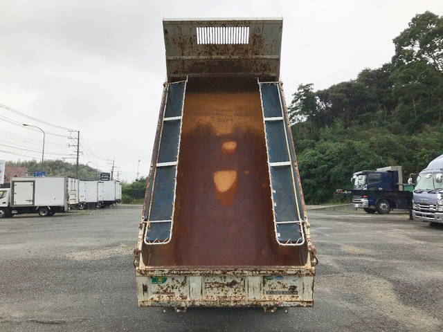 三菱ふそうキャンターダンプ小型（2t・3t）[写真09]