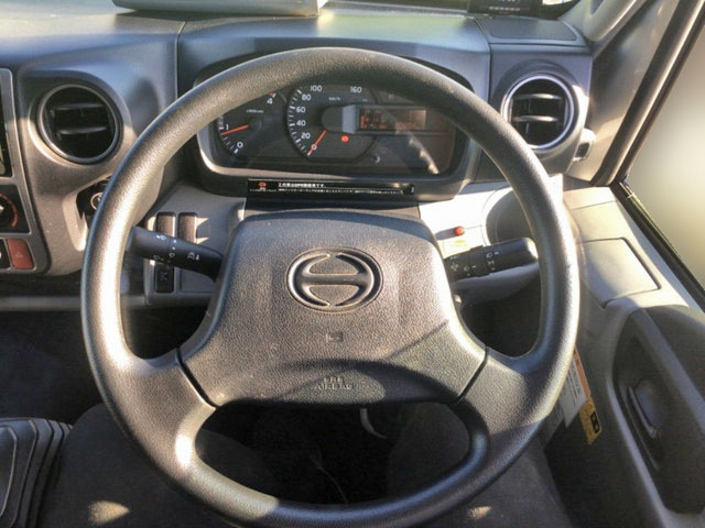 日野デュトロセーフティローダー小型（2t・3t）[写真30]