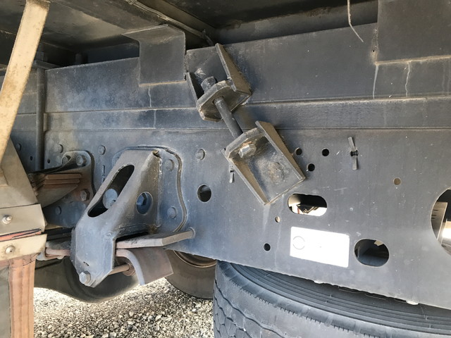 いすゞフォワード回送車増トン（6t・8t）[写真14]