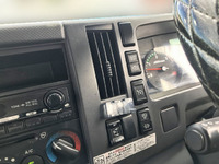 いすゞフォワード回送車増トン（6t・8t）[写真26]