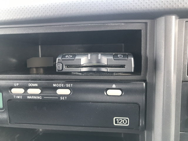 いすゞフォワード回送車増トン（6t・8t）[写真27]