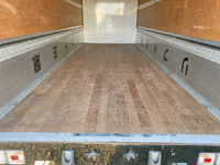 いすゞフォワードアルミウイング中型（4t）[写真15]