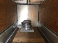 いすゞフォワードアルミウイング中型（4t）[写真10]