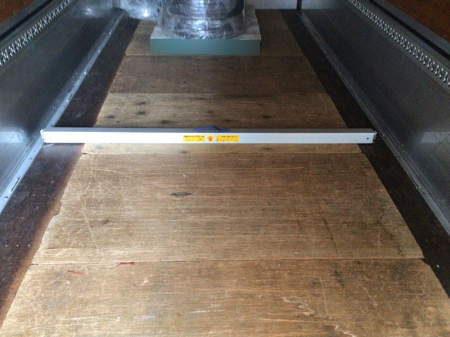 いすゞフォワードアルミウイング中型（4t）[写真11]