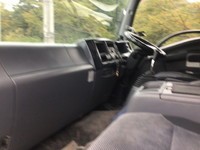 いすゞフォワードアルミウイング中型（4t）[写真26]