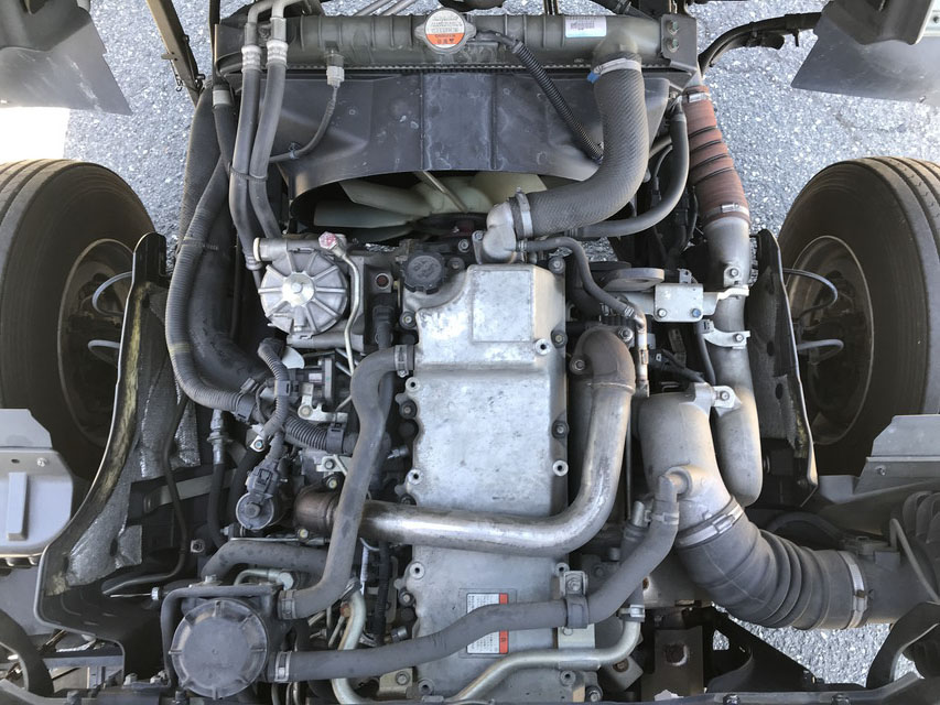 日野レンジャー幌ウイング中型（4t）[写真23]