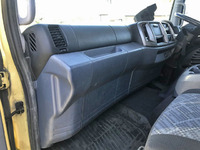 日野レンジャー幌ウイング中型（4t）[写真30]