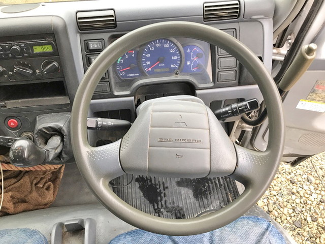 三菱ふそうキャンターダンプ小型（2t・3t）[写真28]